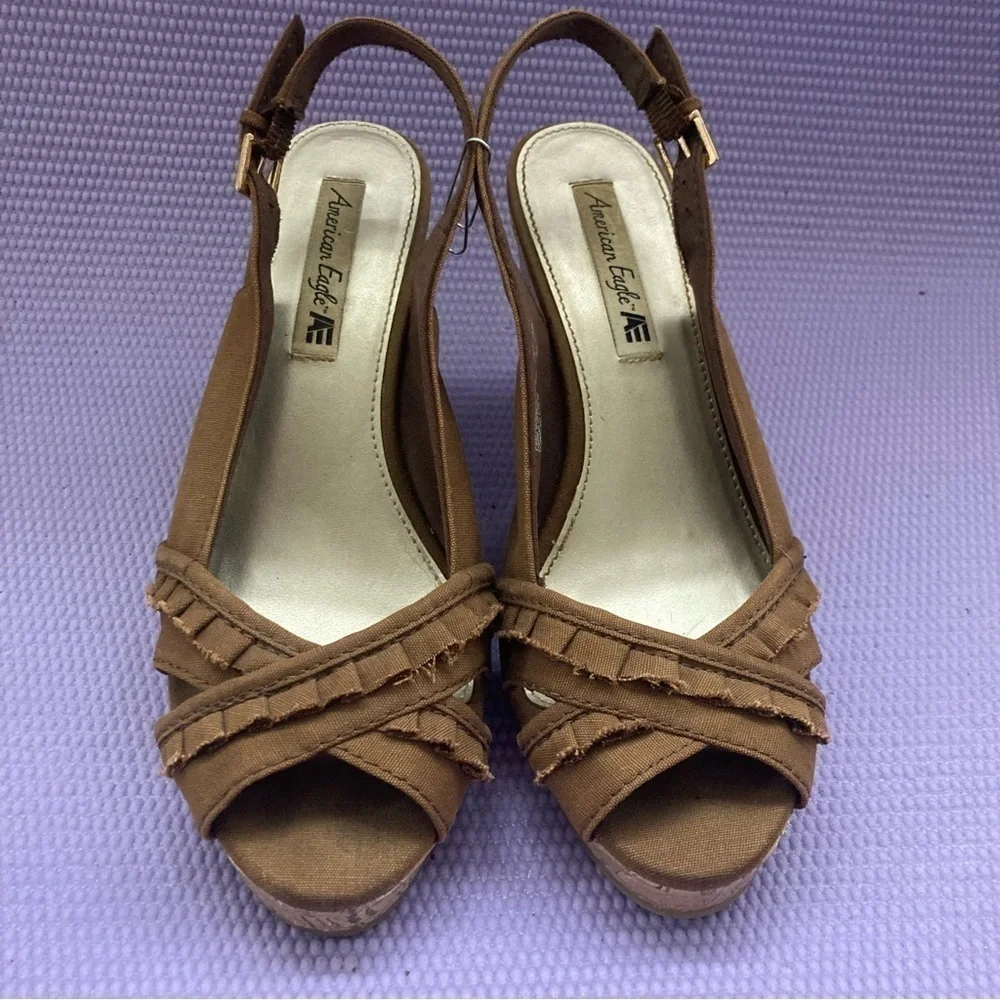 American Eagle Outfitters good preowned